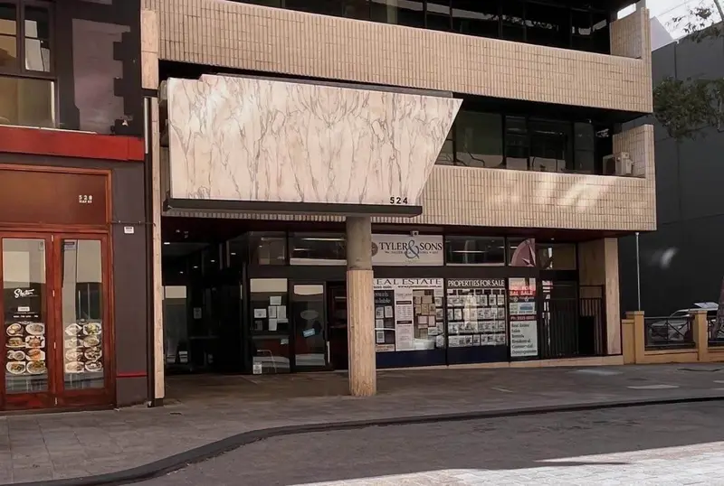 The Stephen Browne Lawyers office entrance and street frontage